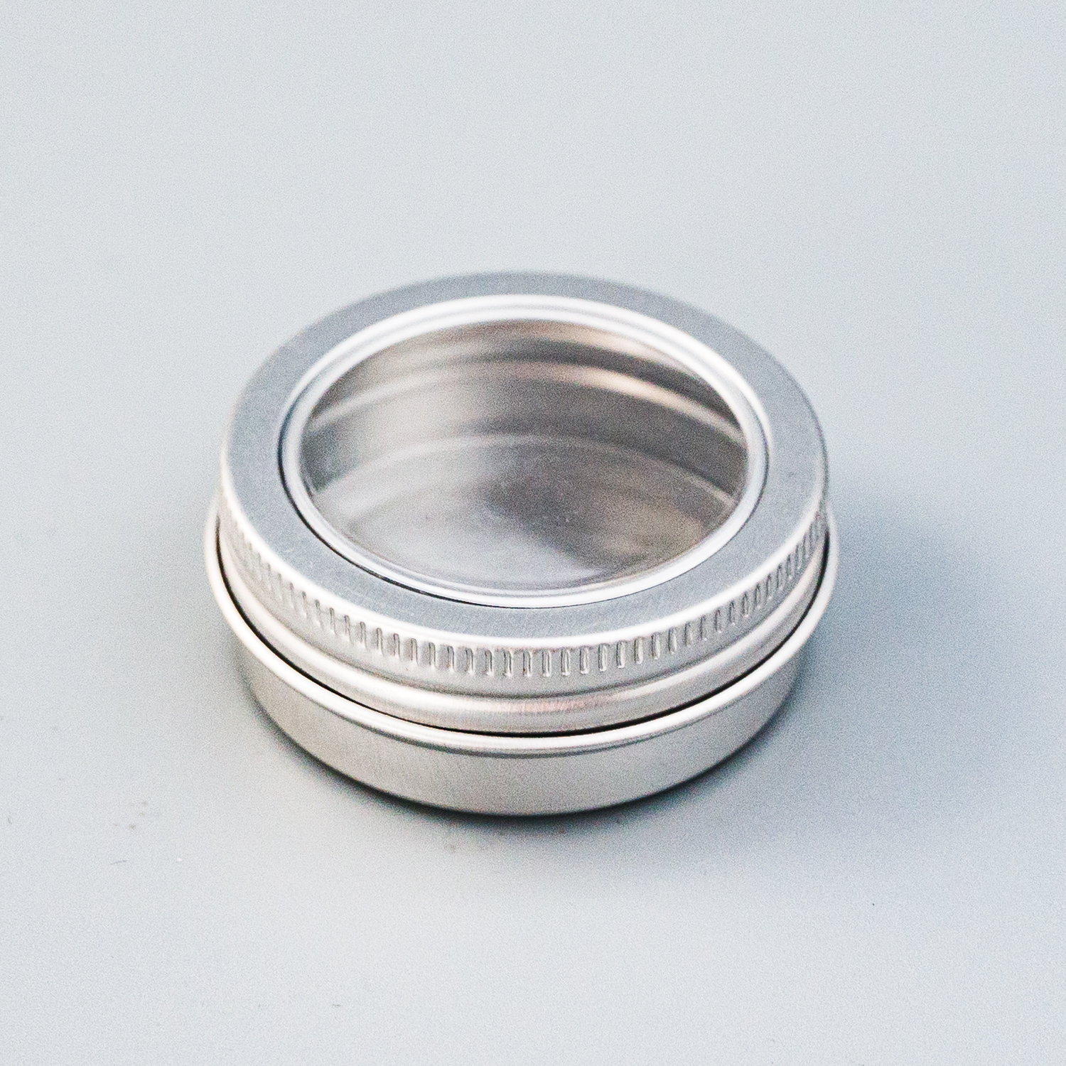 round metal tines with clear top